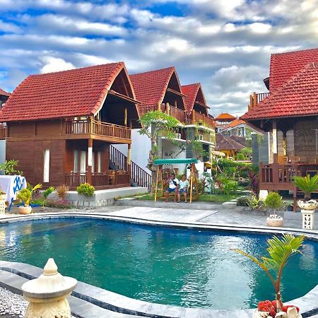 Ayu Laba Beach Villa And Resto Batununggul Exterior photo